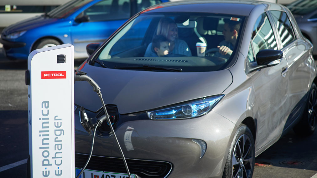 Javne električne polnilnice Petrol