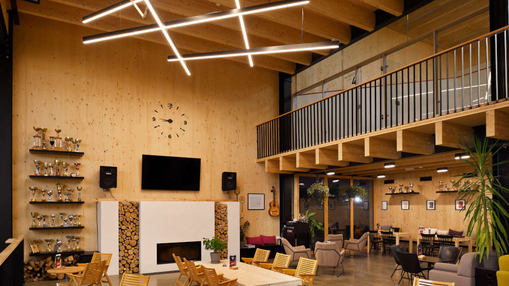 Notranjost športnega centra Squashland